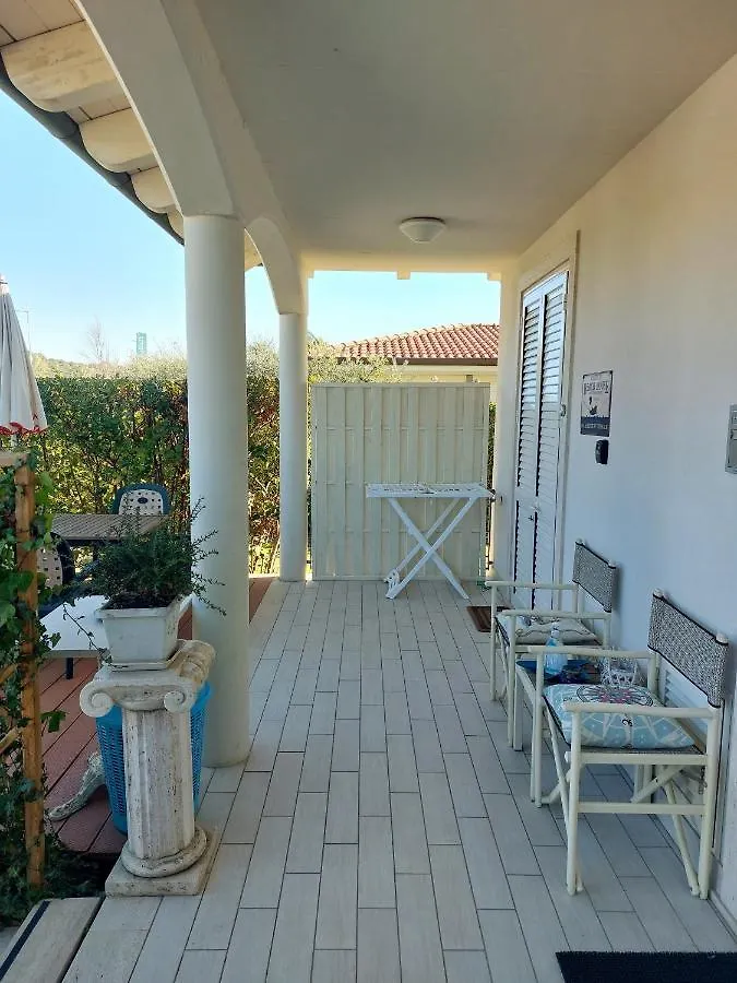 Danio Beach House Lido di Camaiore 0*,